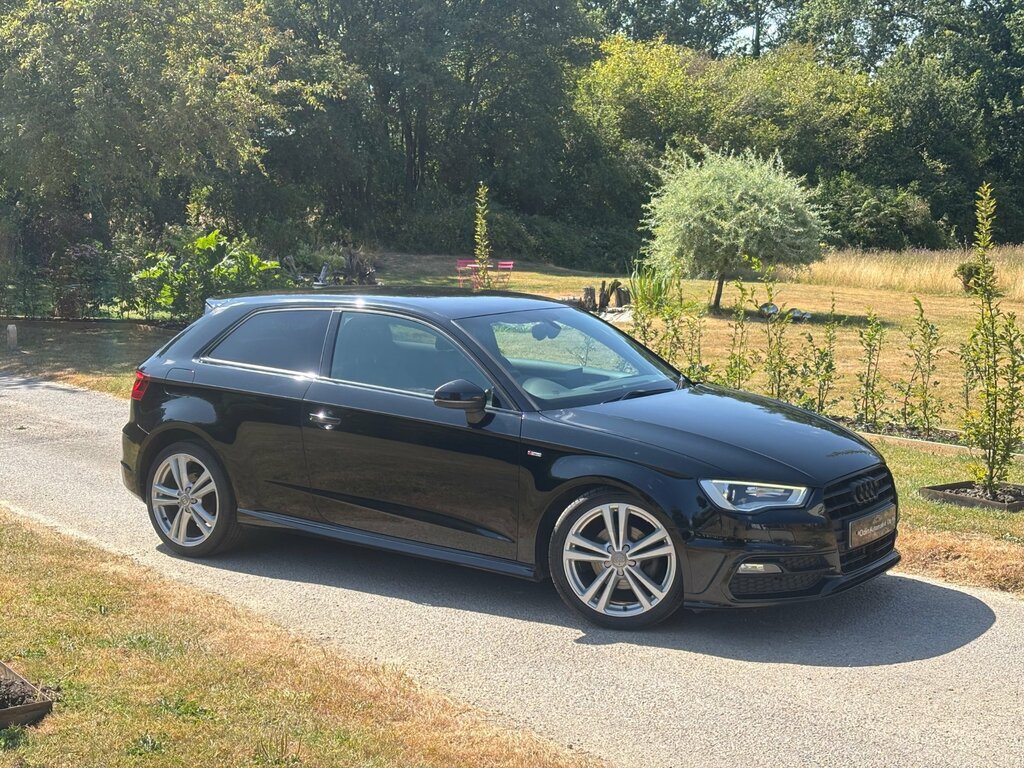 Audi A3 1.6 Tdi S Line Hatchback Euro 6 ML64RRZ Black #5