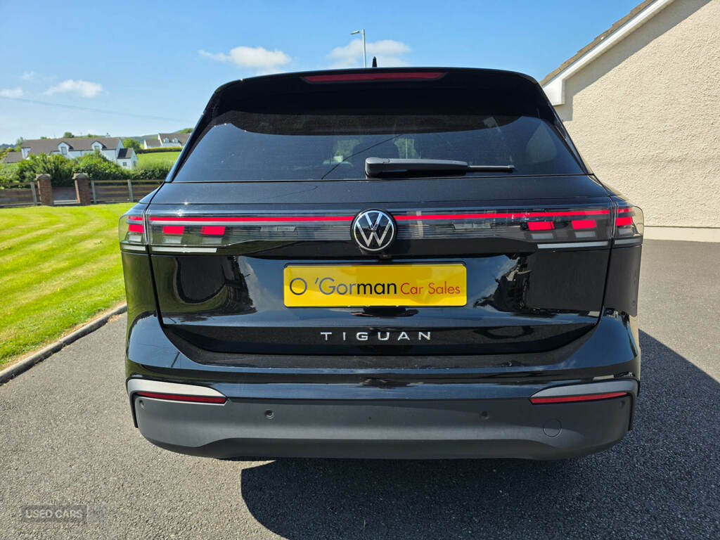 Volkswagen Tiguan 2.0 Tdi Match Dsg GMZ8949 Black #3