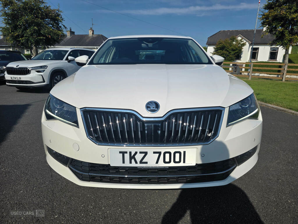 Skoda Superb 2.0 Tdi Cr Se L Executive Dsg 7 Speed White #6