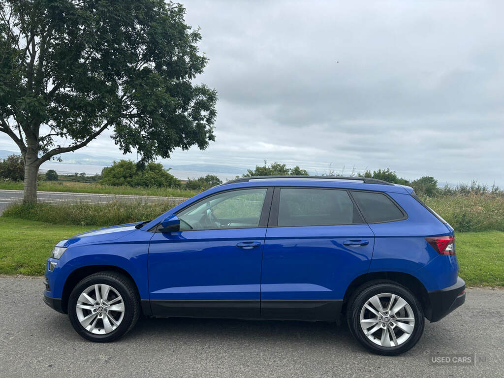 Skoda Karoq 1.6 Tdi Se Technology BD69RKY Blue #3