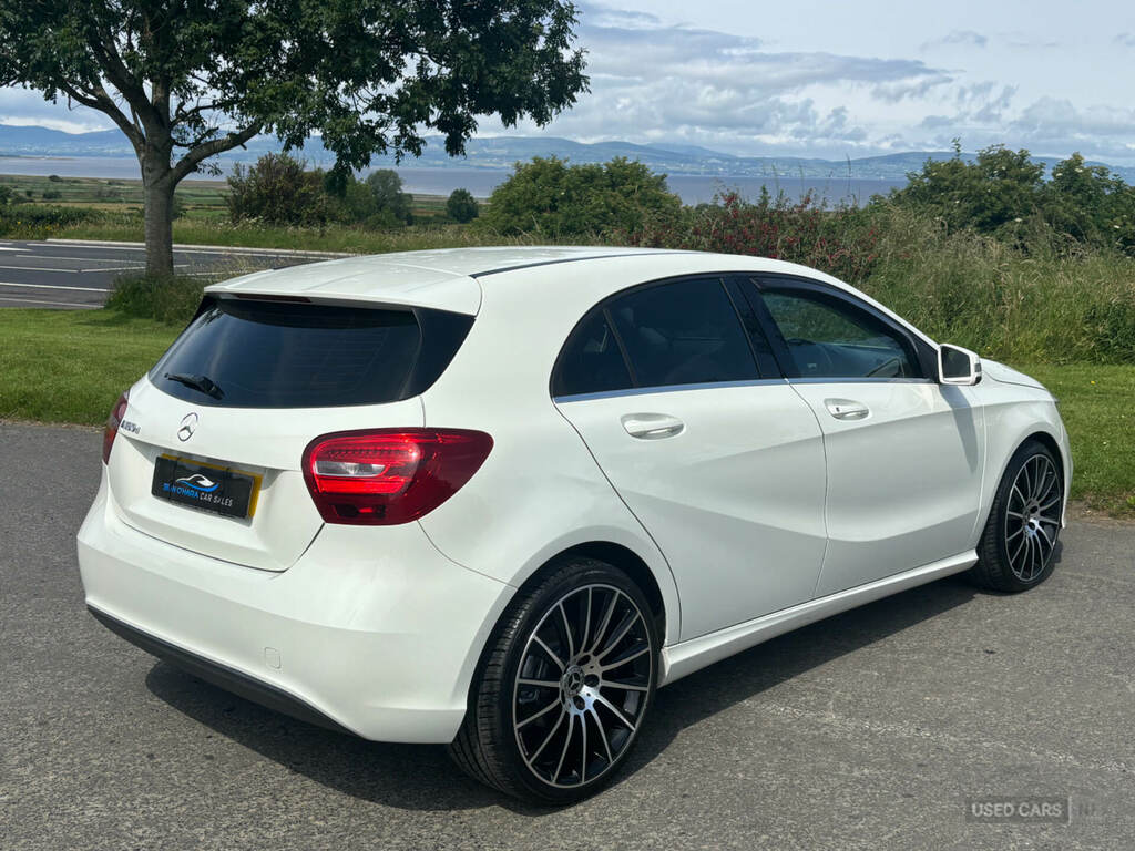 Mercedes-Benz A Class A180d Se LK18KZF White #5