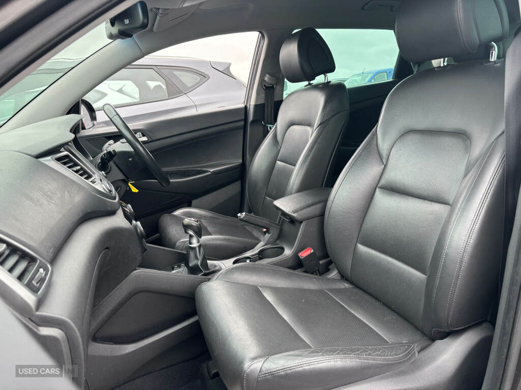 Hyundai Tucson 1.7 Crdi Blue Drive Sport Edition 2Wd SF18YCZ Grey #6
