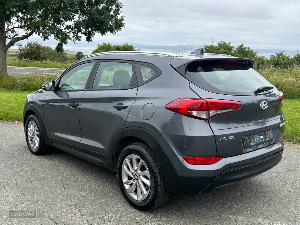 Hyundai Tucson 1.7 Crdi Blue Drive Se Nav 2Wd RK66WZL Grey #4