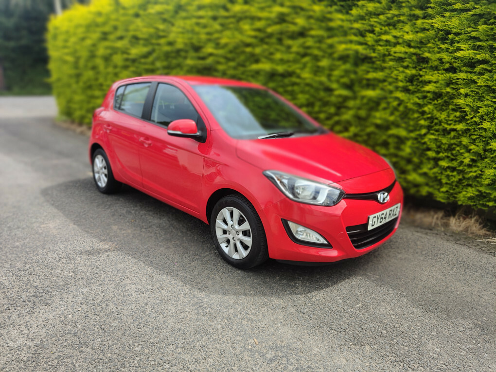 Hyundai I20 Active 3-Door Genuine Low Mileage, 35 Road Tax White #3