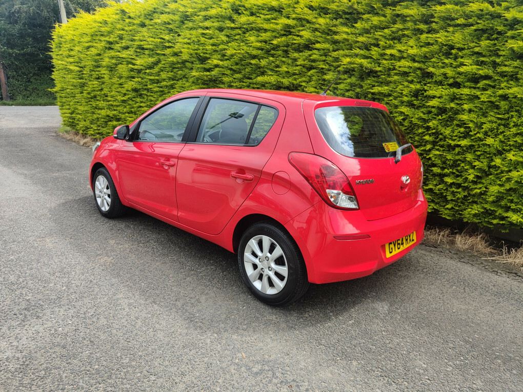 Hyundai I20 Active 3-Door Genuine Low Mileage, 35 Road Tax White #8