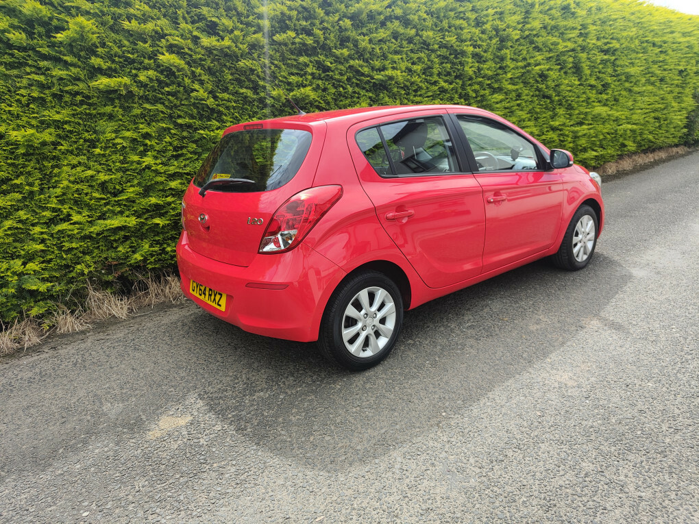 Hyundai I20 Active 3-Door Genuine Low Mileage, 35 Road Tax White #4