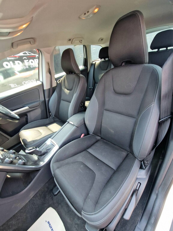 Volvo XC60 2.4 D5 R-design Lux Nav Suv Geartronic White #33