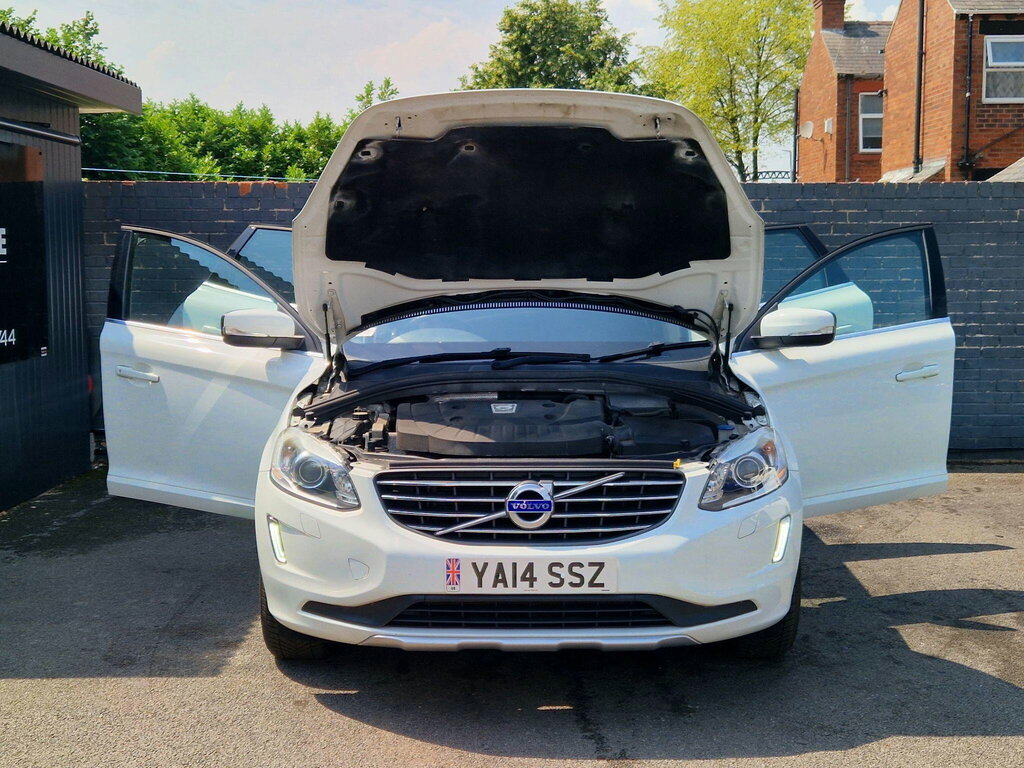 Volvo XC60 2.4 D5 R-design Lux Nav Suv Geartronic White #10