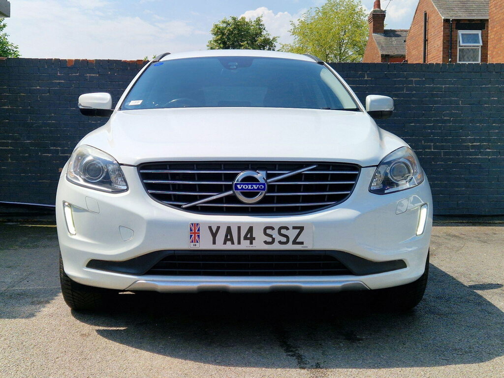 Volvo XC60 2.4 D5 R-design Lux Nav Suv Geartronic White #14
