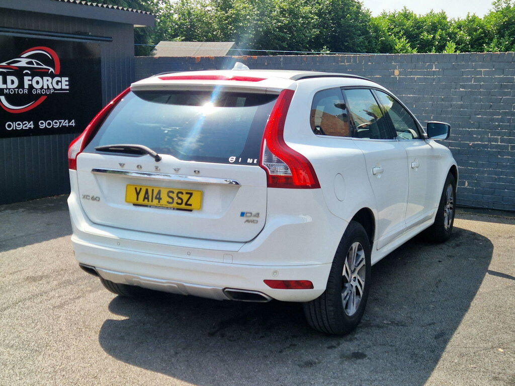 Volvo XC60 2.4 D5 R-design Lux Nav Suv Geartronic White #8