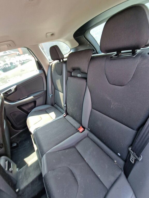 Volvo XC60 2.4 D5 R-design Lux Nav Suv Geartronic White #36