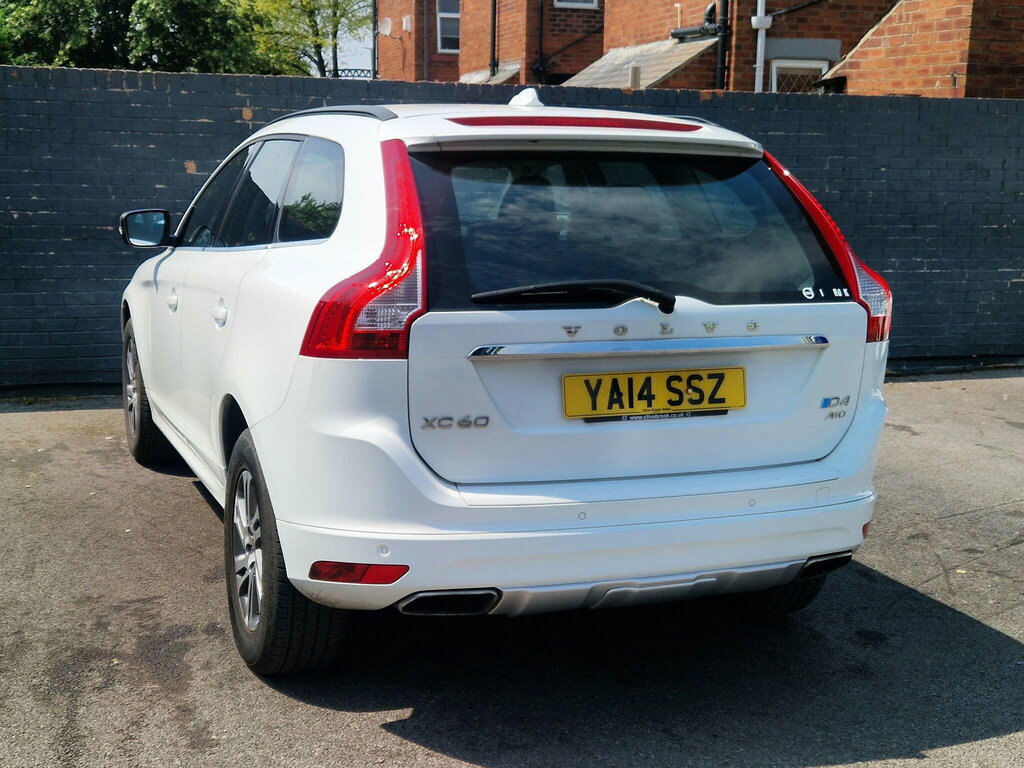 Volvo XC60 2.4 D4 Se Geartronic Awd Euro 5 White #6