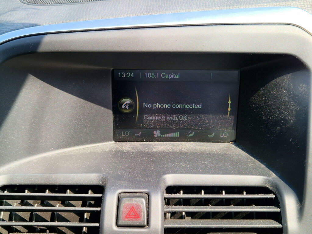 Volvo XC60 2.4 D5 R-design Lux Nav Suv Geartronic White #39