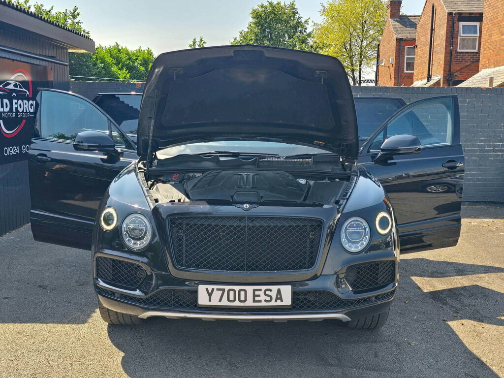 Bentley Bentayga 6.0 W12 Silver #11