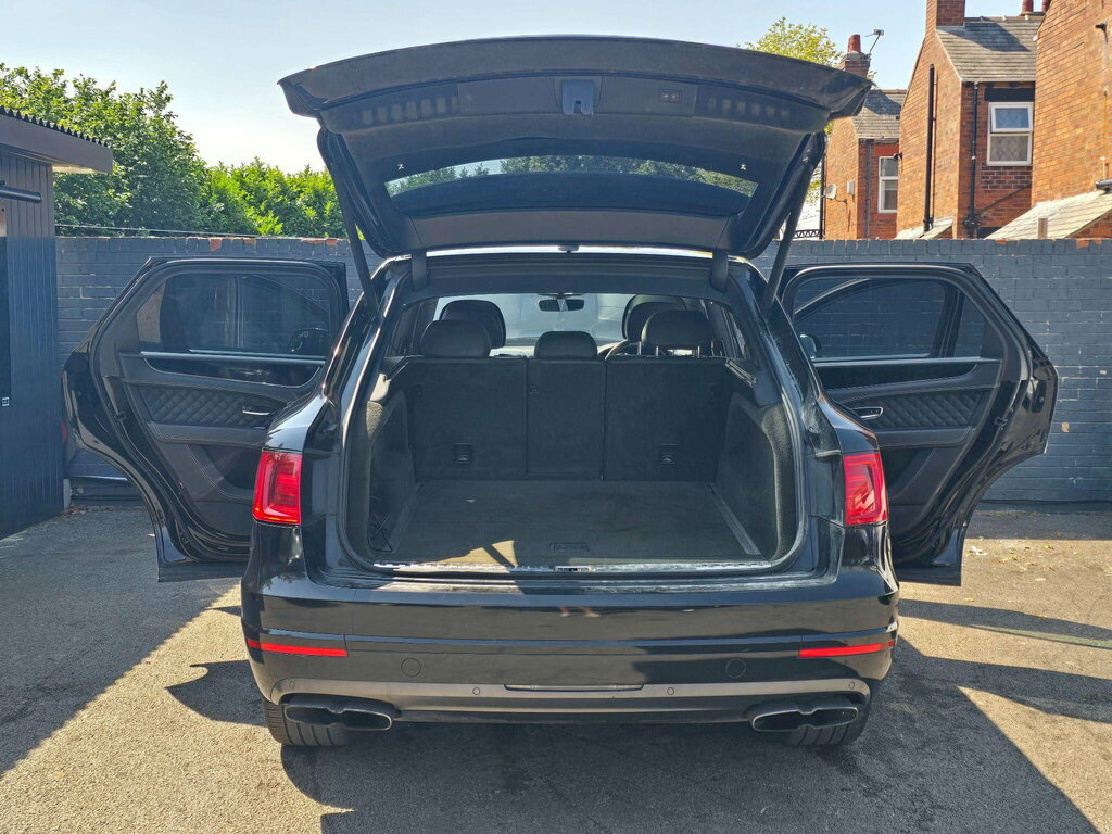 Bentley Bentayga 6.0 W12 Silver #18