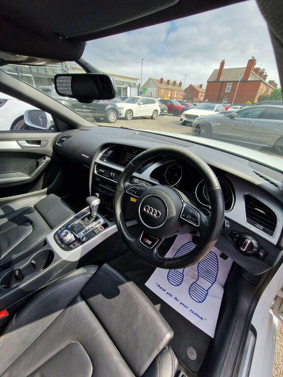 Audi A5 3.0 Tdi Quattro S Line 242 Bhp Red #25