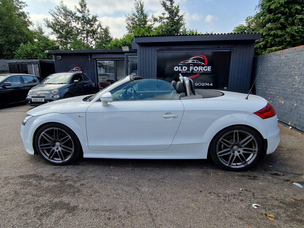 Audi TT 2.0 Tdi Black Edition Roadster Quattro Euro 5 White #5