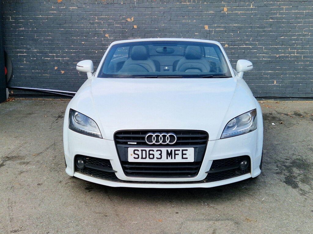 Audi TT 2.0 Tdi Black Edition Roadster Quattro Euro 5 White #3