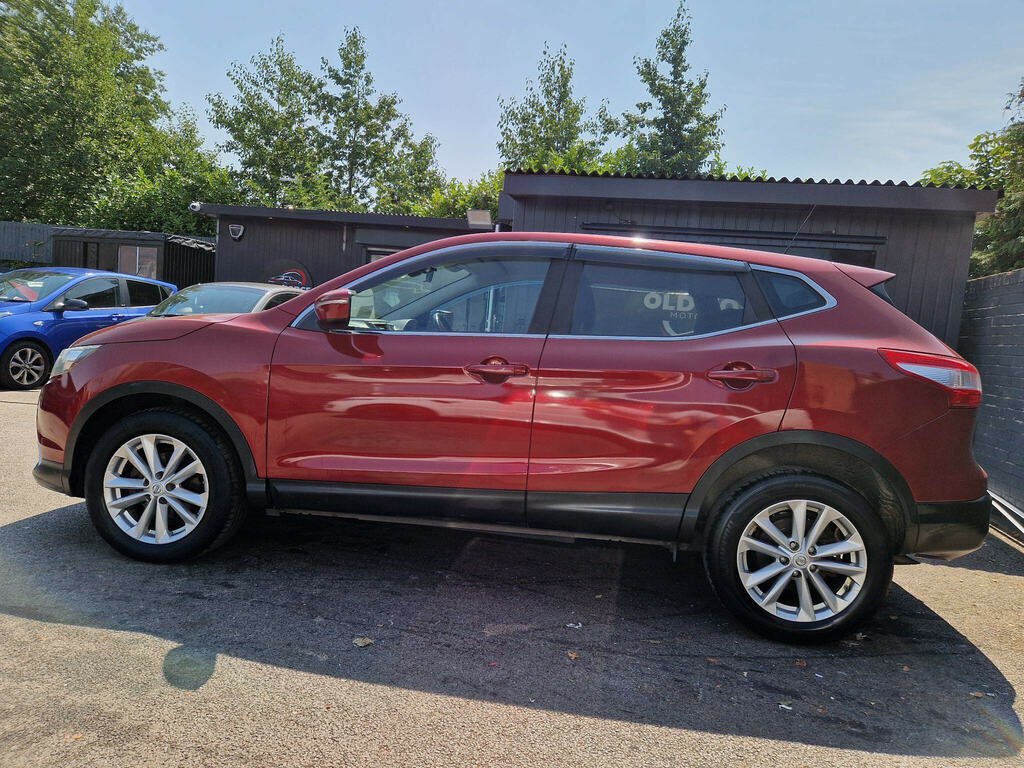 Nissan Qashqai 1.6 Dci Acenta Xtron 2Wd Euro 5 Ss Red #5