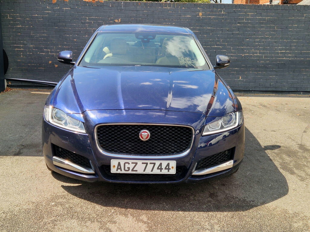 Jaguar XF 2.0D Portfolio Euro 6 Ss Blue #3