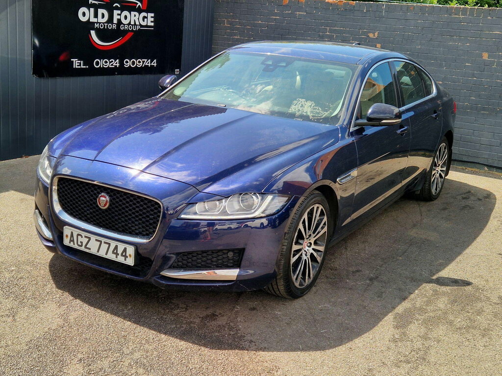 Jaguar XF 2.0D Portfolio Euro 6 Ss Blue #4