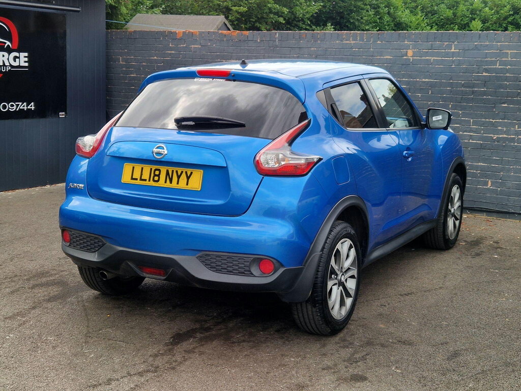 Nissan Juke  Red #8