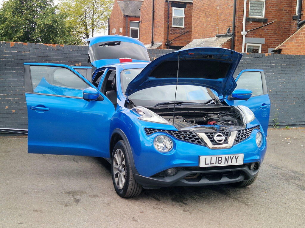 Nissan Juke  Red #9