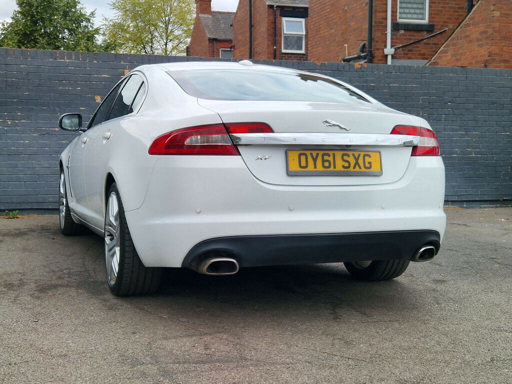 Jaguar XF V6 S Portfolio White #21