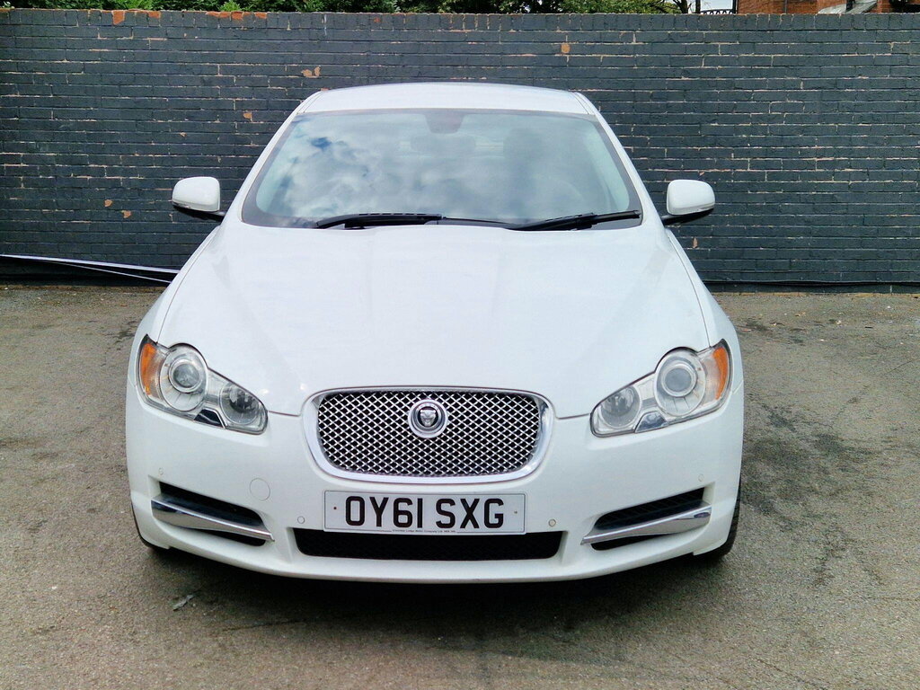 Jaguar XF 3.0D V6 Luxury Euro 5 White #3