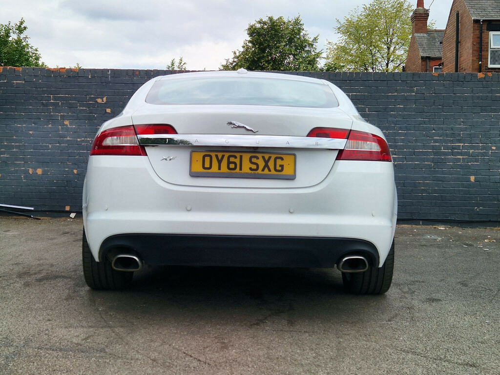 Jaguar XF V6 S Portfolio White #22