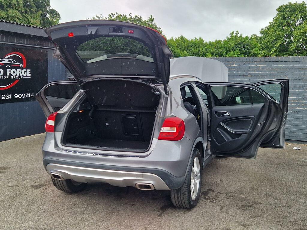 Mercedes-Benz GLA Class 2015 2.1 Gla220d Amg Line Premium Plus 7G-dct 4M Black #19