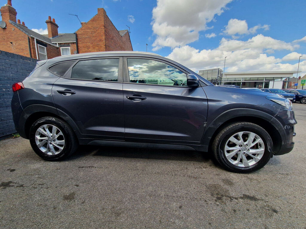 Hyundai Tucson 1.6 Gdi Se Nav Euro 6 Ss Grey #6