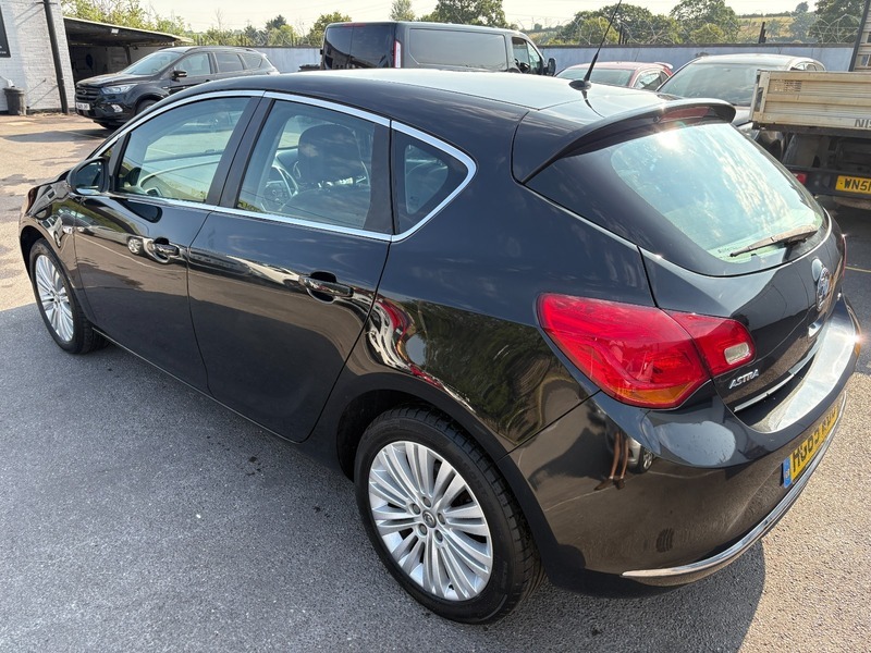Vauxhall Astra Excite Black #5