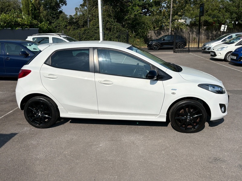 Mazda 2 1.3 Venture Euro 5 Red #8