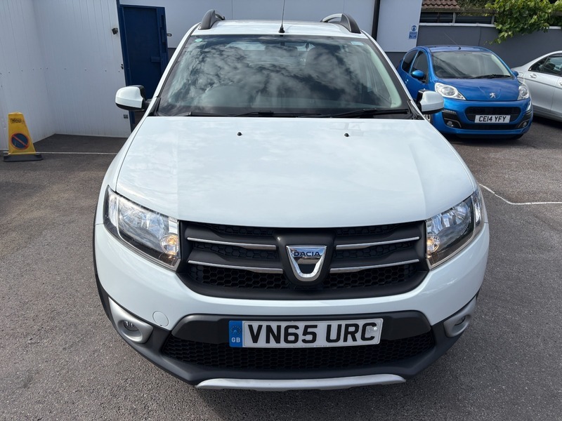 Dacia Sandero Stepway Laureate Tce White #2