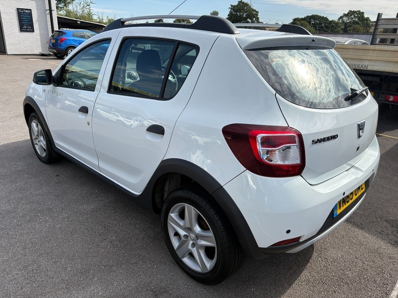 Dacia Sandero Stepway Laureate Tce White #5