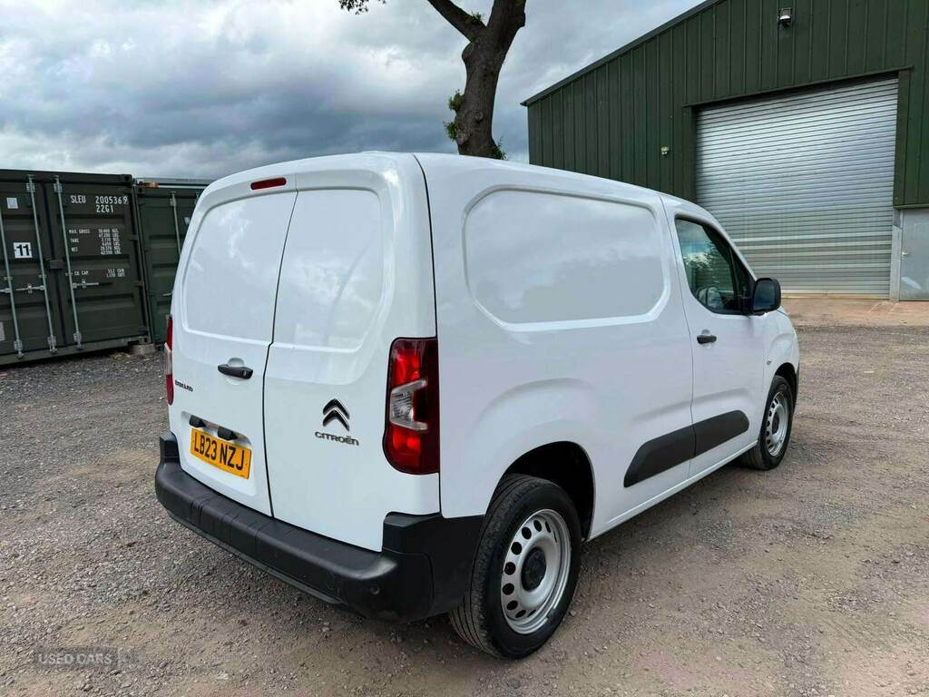 Citroen Berlingo 1.5 Bluehdi 1000Kg Enterprise Ed 100Ps 6 Speed S S White #6