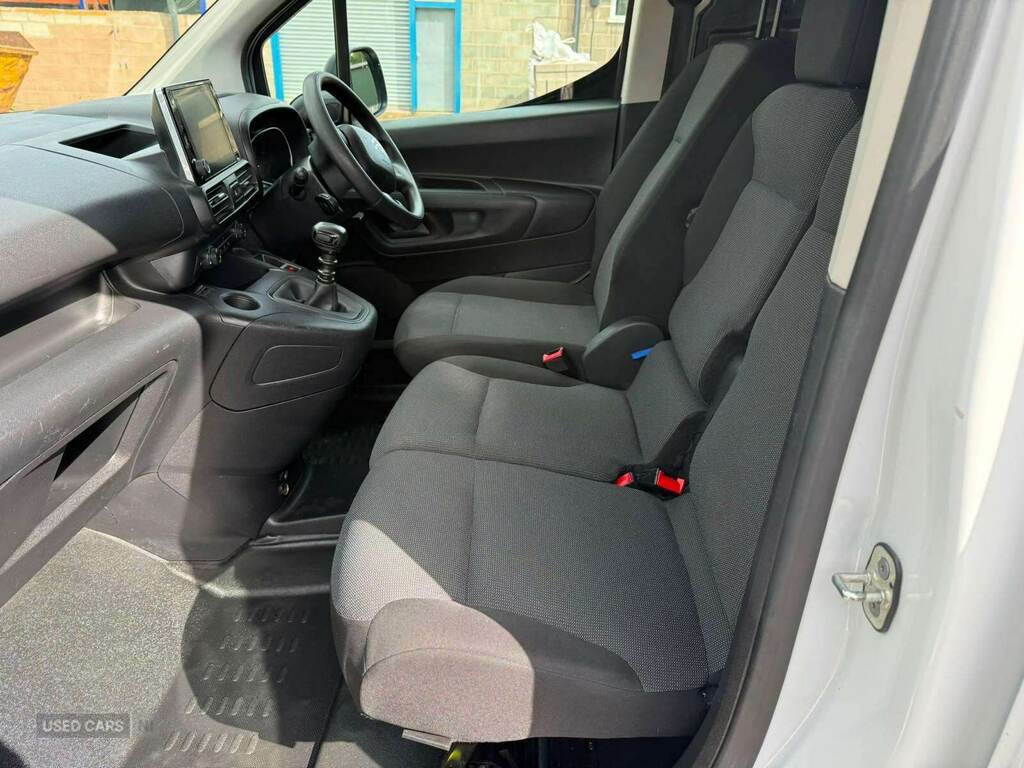 Citroen Berlingo Bluehdi 850 Enterprise XL Edition Lwb C C A C Euro White #8
