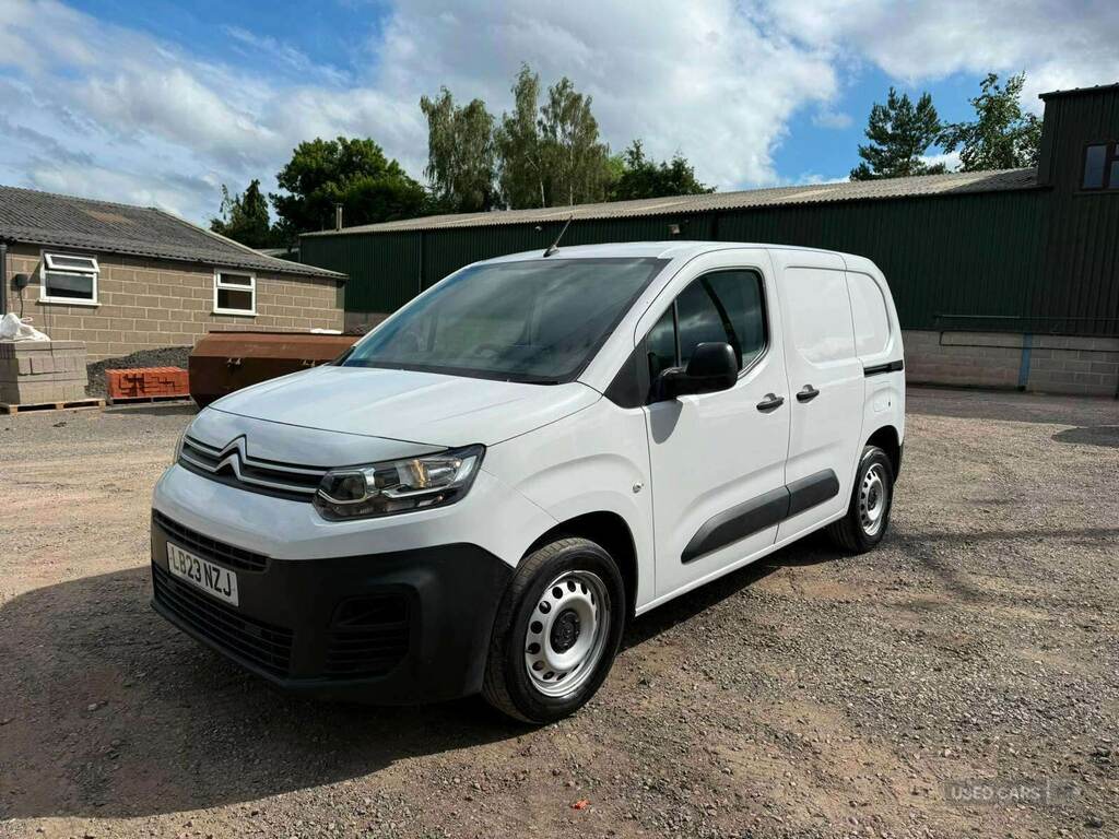 Citroen Berlingo 1.5 Bluehdi 1000Kg Enterprise Ed 100Ps 6 Speed S S White #2