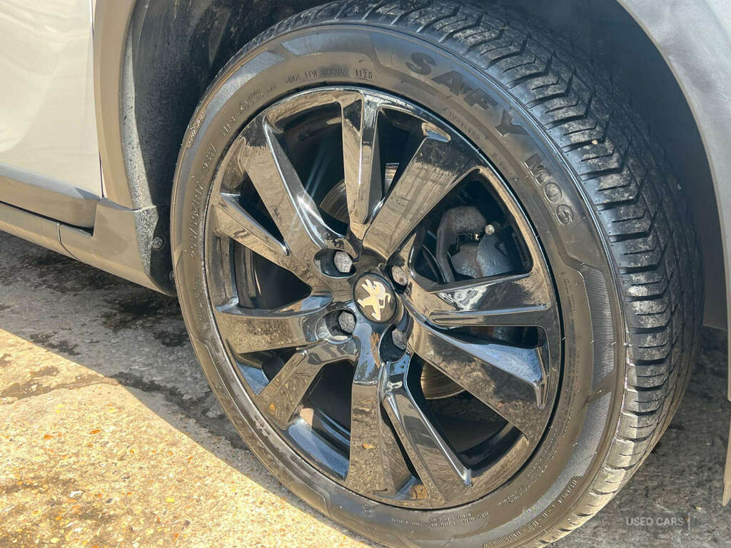 Peugeot 2008 Active Grey #8