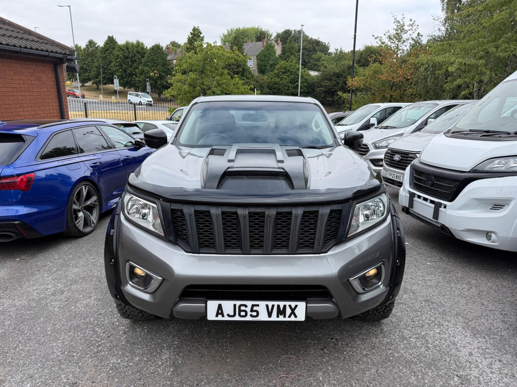 Nissan Navara Pickup Grey #2