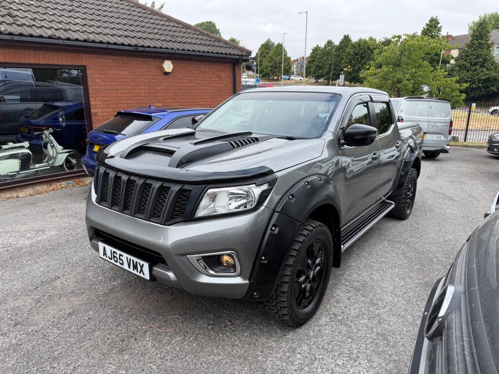 Nissan Navara Pickup Grey #3