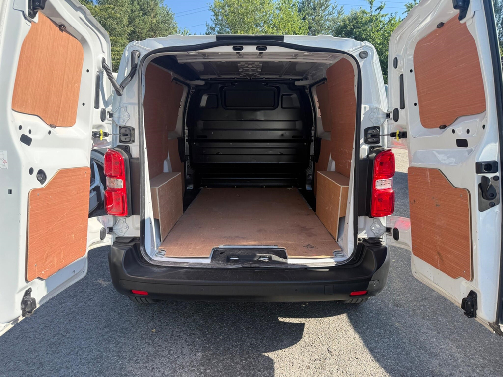 Citroen Dispatch Mpv White #4