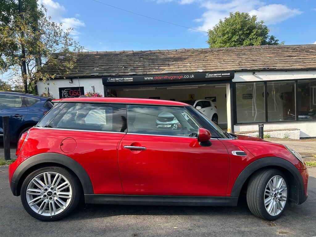Mini Hatch 1.5 Cooper Euro 6 S S Red #2
