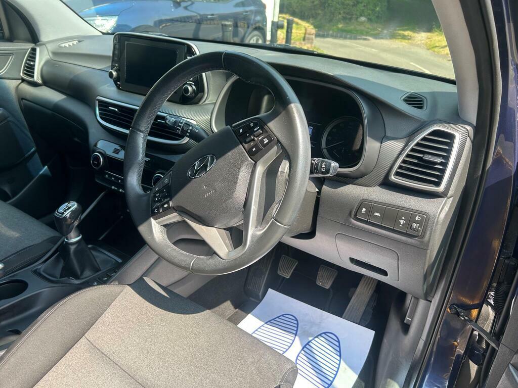 Hyundai Tucson Black #11