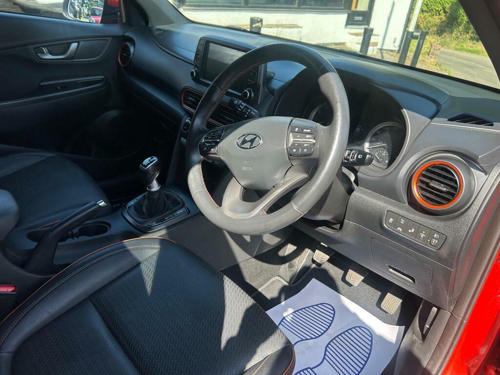 Hyundai Kona Hatchback #8