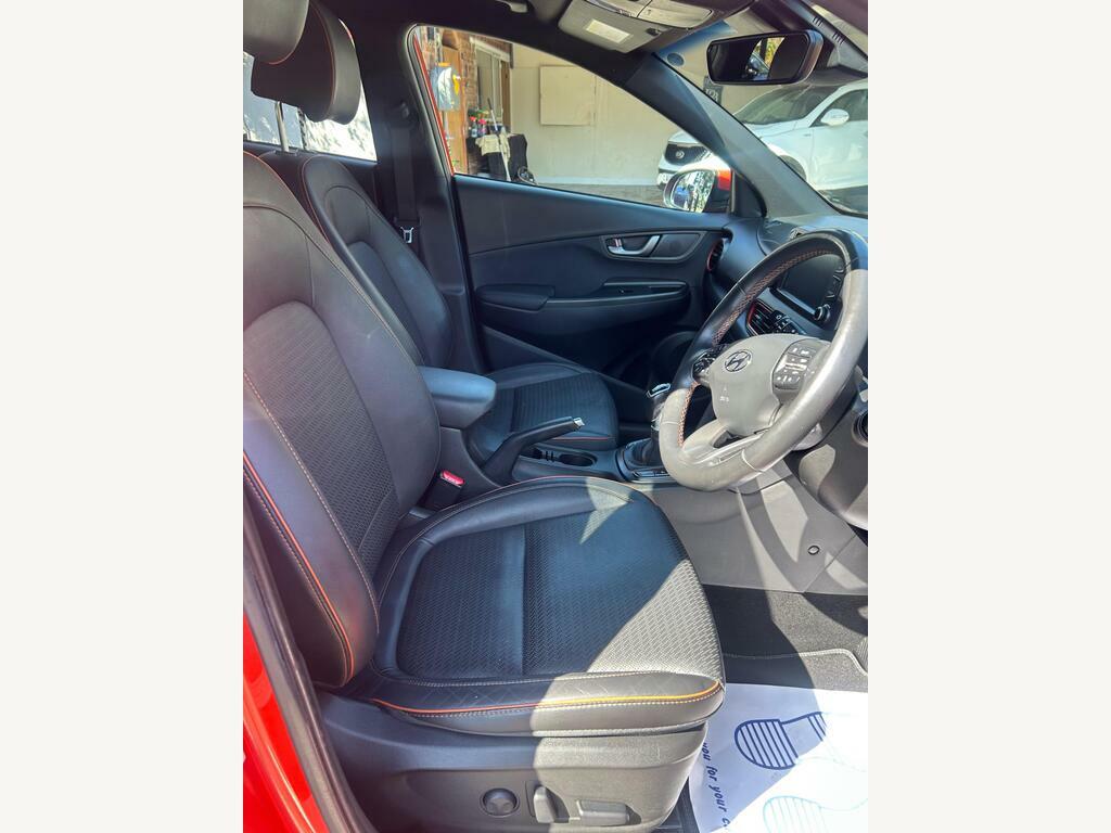 Hyundai Kona Hatchback #12