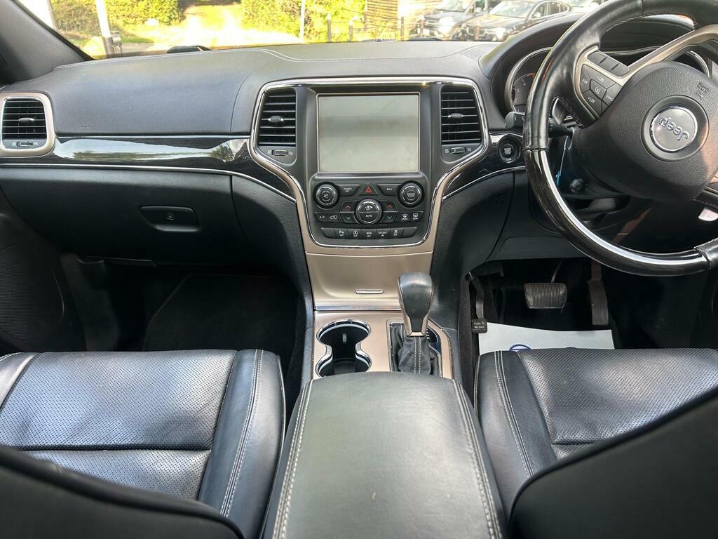 Jeep Grand Cherokee 3.0 Crd Summit Red #13