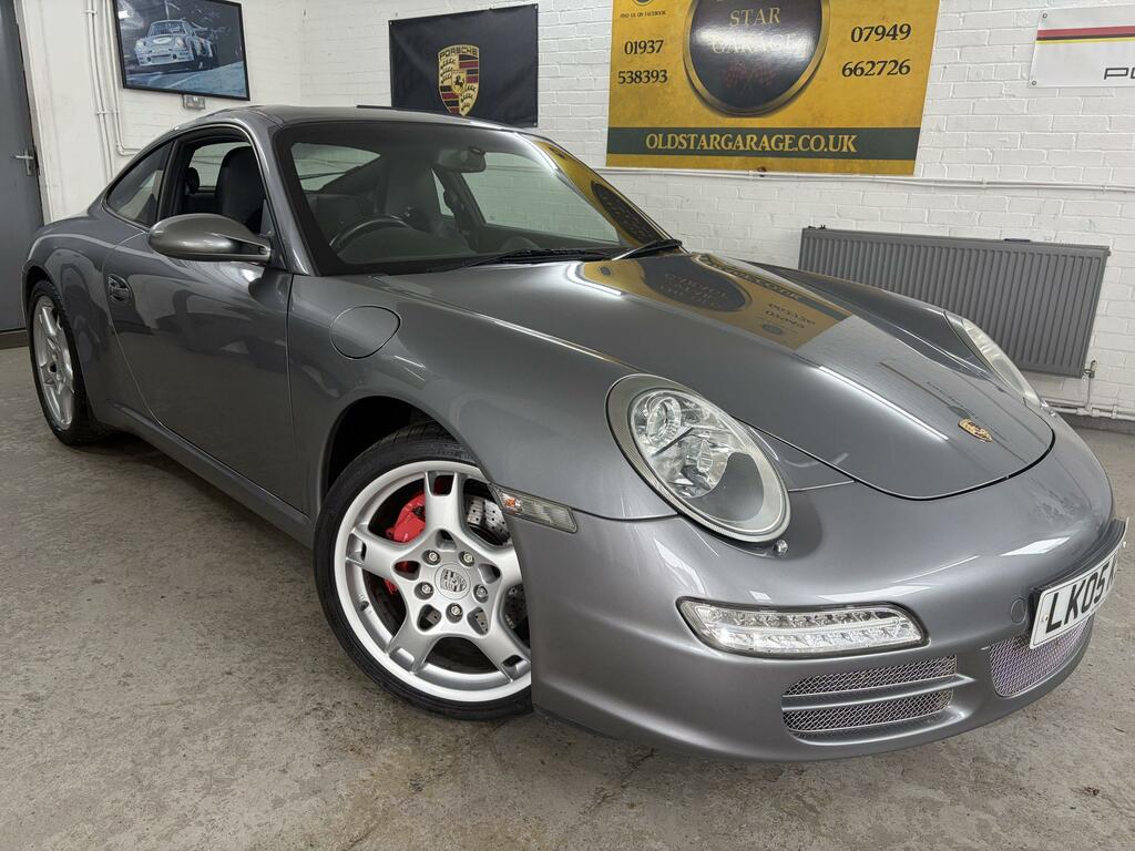 Porsche 911 Carrera 2S Grey