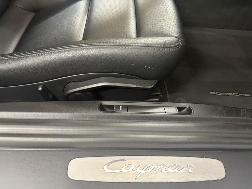 Porsche Cayman 981 Gt4 Euro 6 2-Door White #25
